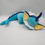 Peluche Pokémon Vaporeon Peluche Pokemon a7796c561c033735a2eb6c: Bleu